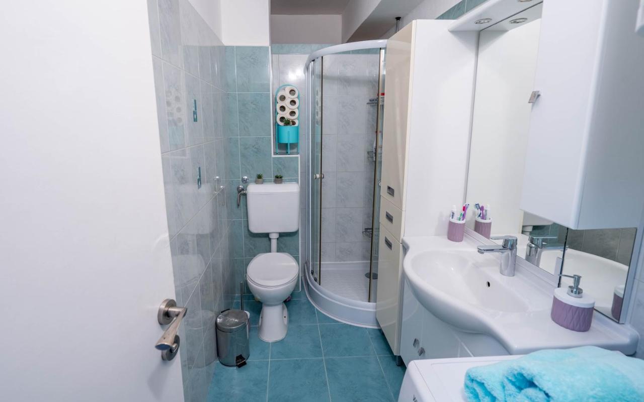 クニンApartman Mアパートメント エクステリア 写真