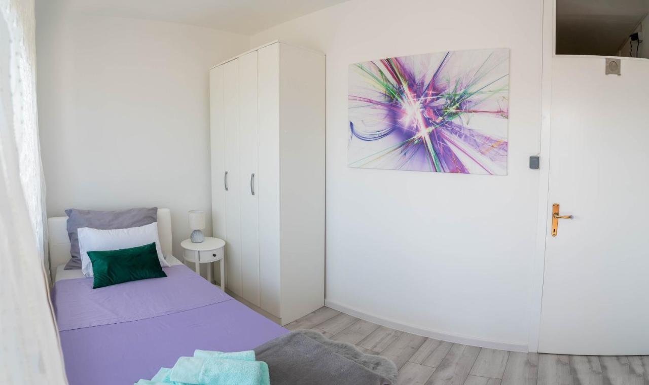 クニンApartman Mアパートメント エクステリア 写真